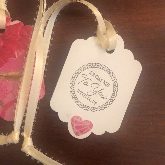 Birthday 🥳 Card (Vintage Card) with three new Gift 🎁 Tags - Picture 8 of 15